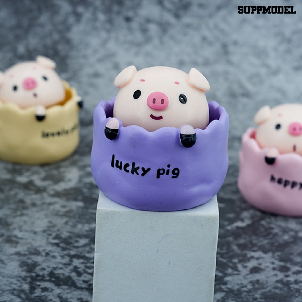 [Dekorasi] 4pcs Kartun Babi Gambar Bentuk Lucu Kartun Boneka Mini PVC Craft Model Solid Desktop Ornamen Indah Goyang Kepala Piggy Ornamen Dekorasi Interior Mobil Aksesoris Mobil