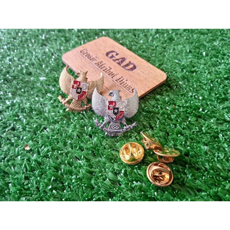 Pin Garuda Pin Baju Pin Peci