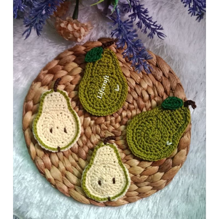 Aplikasi rajut buah pear hiasan tempel rajut
