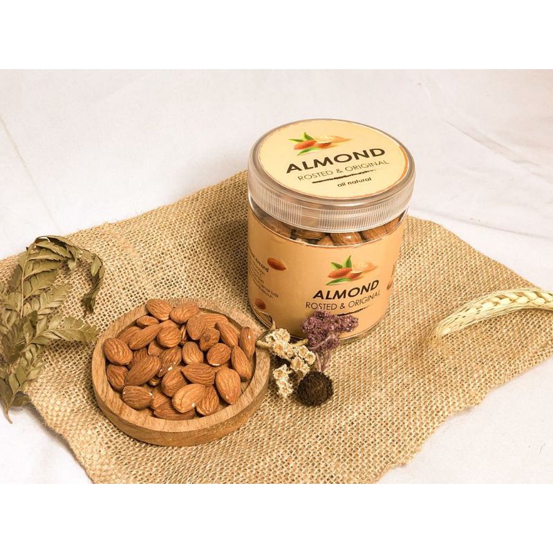 

Kacang Almond Kupas Merk Olam Murah dalam kemasan toples ukuran 150gram dan 350 gram