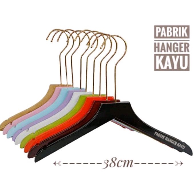 HANGER BAJU KAYU KEPALA LURUS HITAM HOOK GOLD