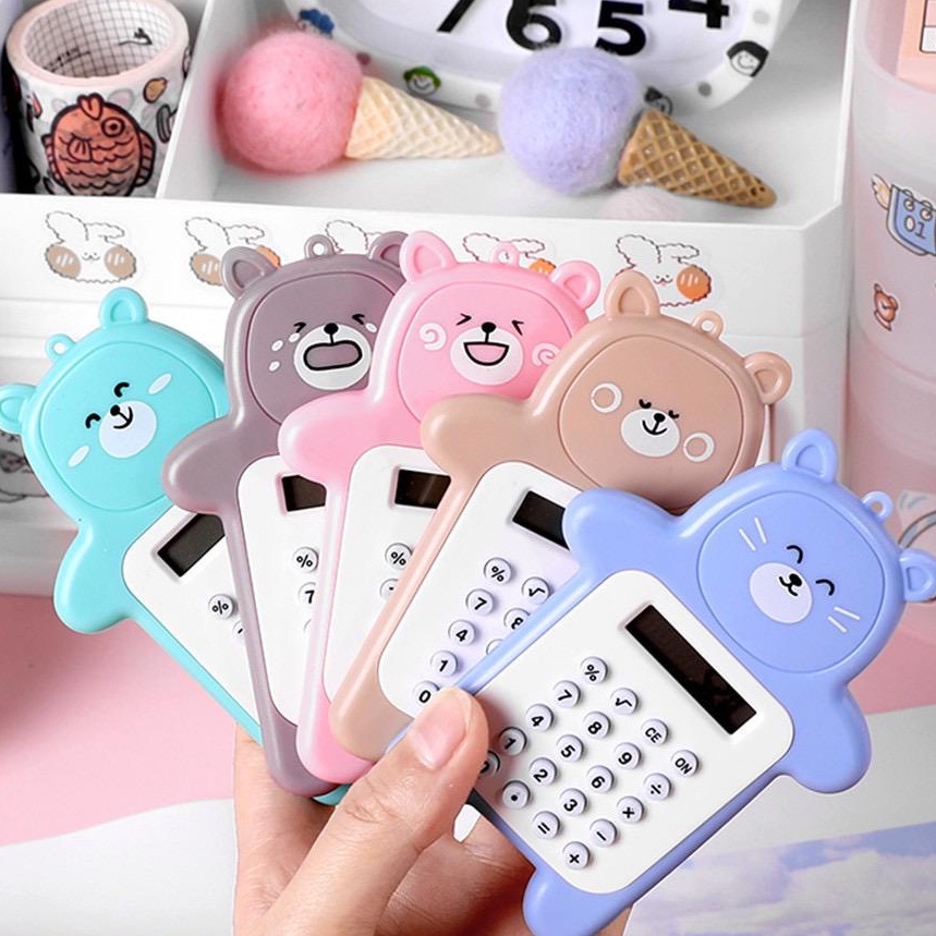 

Calculator Mini Motif Bear Kalkulator 8 Digit Mini Portable Motif Beruang Tombol Karet/Sekolah/Stationary Import Warna Unik kalkulator