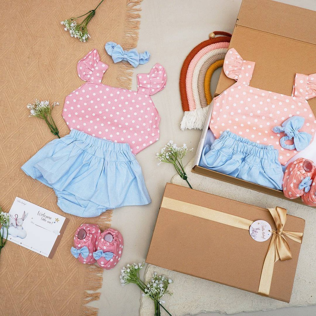 LIO035 Girls Hello Baby Hampers 0-12 months/ Hampers bayi newborn/ Kado bayi/ baby girl gift set