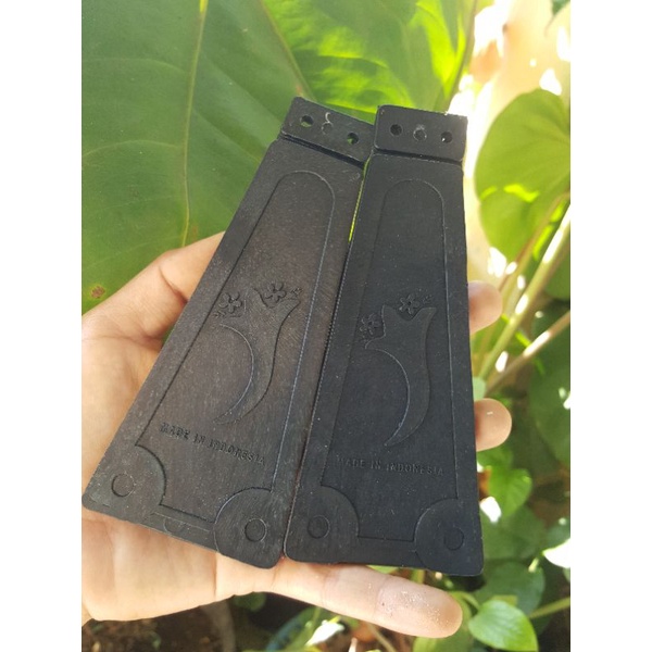 standing pigura/kaki pigura/penyangga mdf blok wisuda