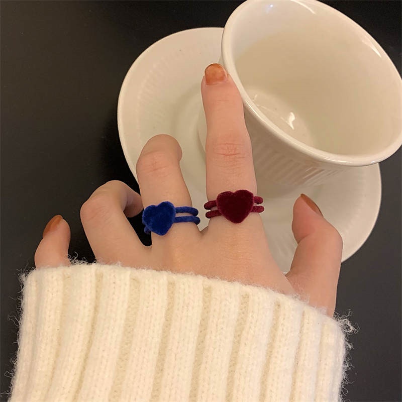 Temperamen Lembut Burgundy Beludru Cinta Klein Biru Flocking Open Ring