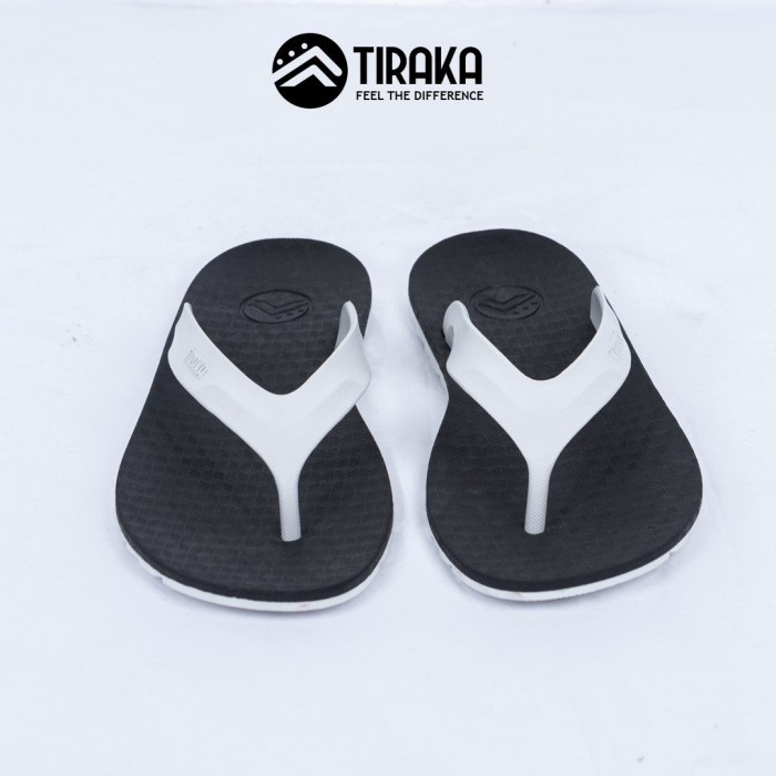 Sandal Sendal Jepit Capit Pria Anti Slip Kuat Awet Elastis TIRAKA SANIP Hitam Putih