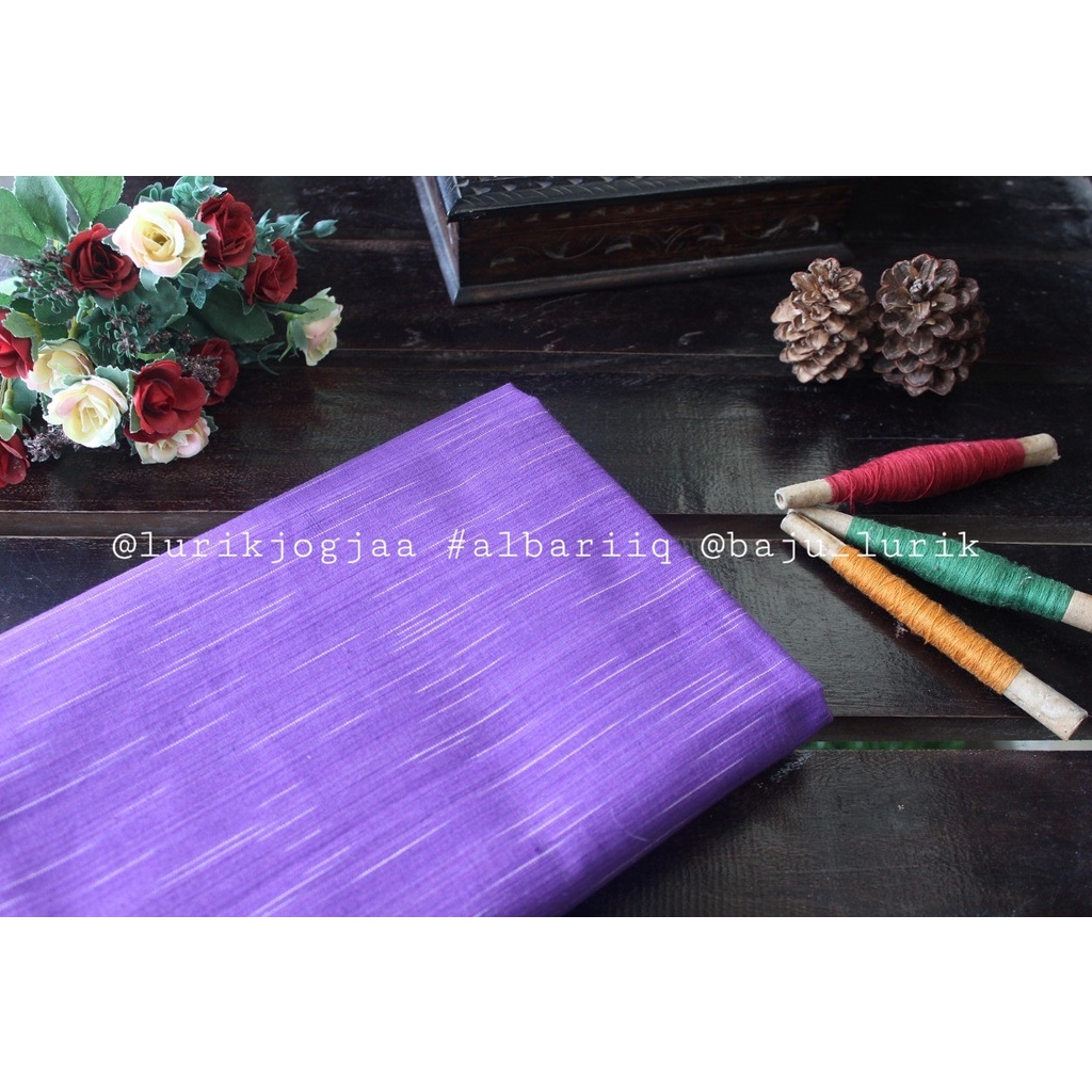 Kain Lurik Warna Ungu Halus ATBM / Kain Tenun Lurik Jogja / Kain Surjan / Kain Tenun Lurik  / Kain L