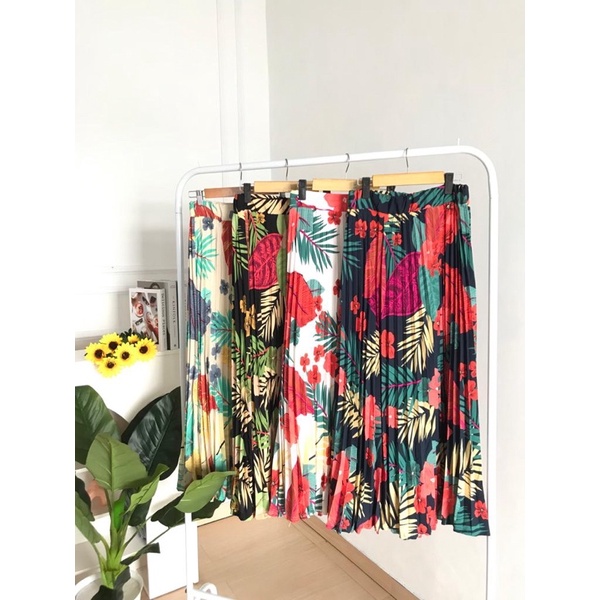 ROK PLISKET PREMIUM IMPORT MOTIF BUNGA / SKIRT PLISKET