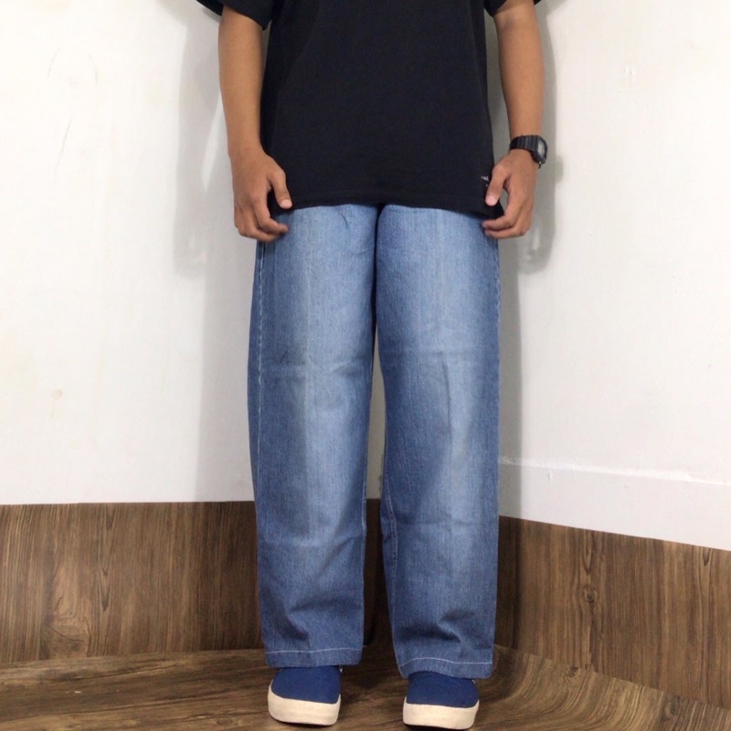 SPORT REPLAY BLUE WASH JEANS PANTS