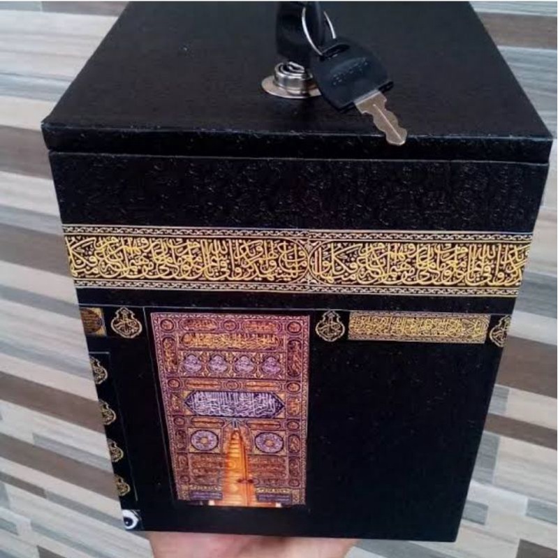 MINIATUR KABAH CELENGAN UNTUK HAJI &amp; UMROH SOUVENIR