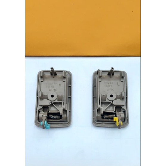 handle pintu dalam kijang kapsul warna cream,,bisa pake mobil soluna sama starlet