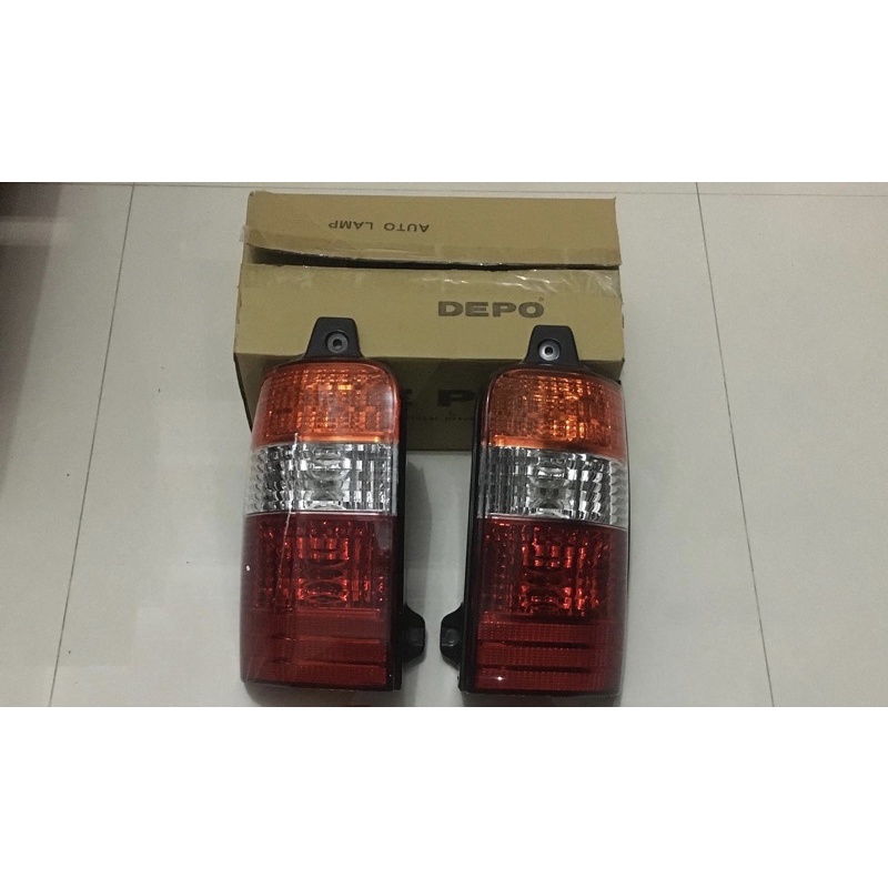 lampu belakang stoplamp kijang kapsul 2003-2004