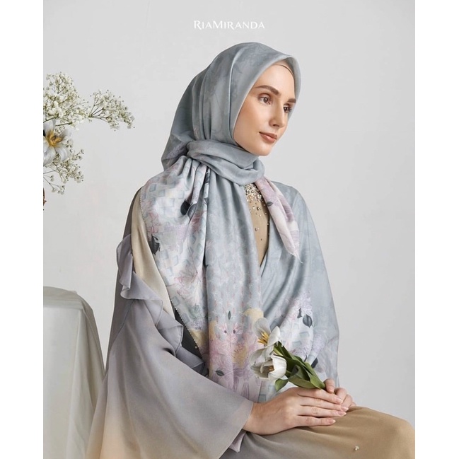 RIAMIRANDA DASHA GARBERA SCARF RIA MIRANDA