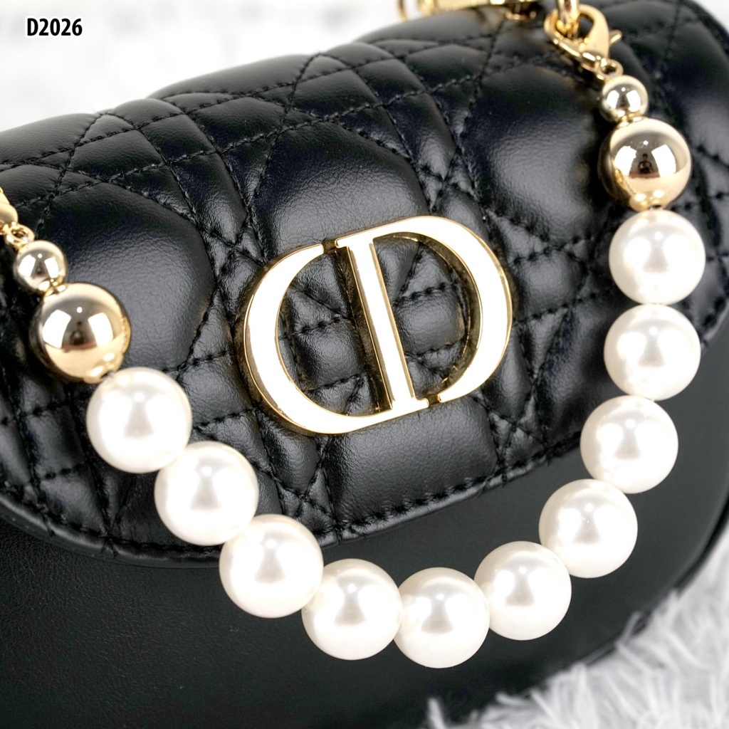 DR  BAG WITH PEARL D2026