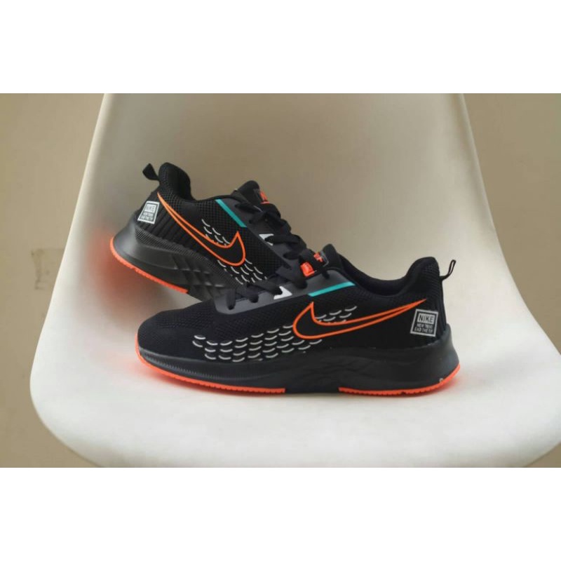 Sepatu Sport Running Import Pria 40 - 44