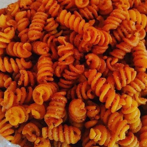 

➯ Makaroni Spiral / Makaroni Ulir Pedas Enak 200 gram ㅷ