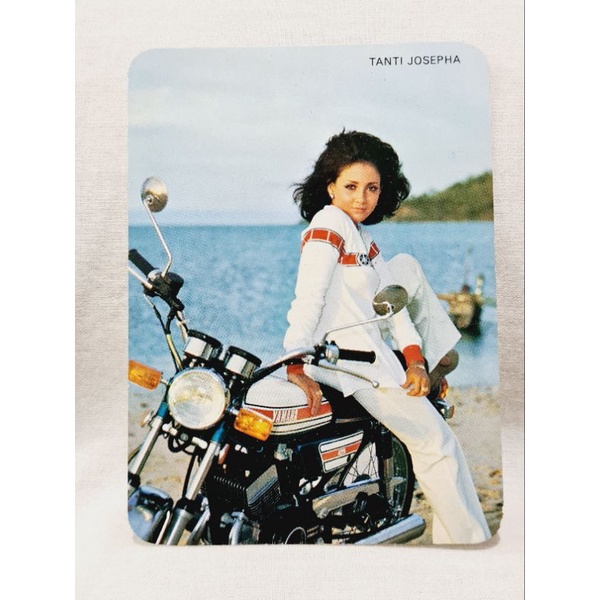 

Kalender Mini YAMAHA RD125K 1976