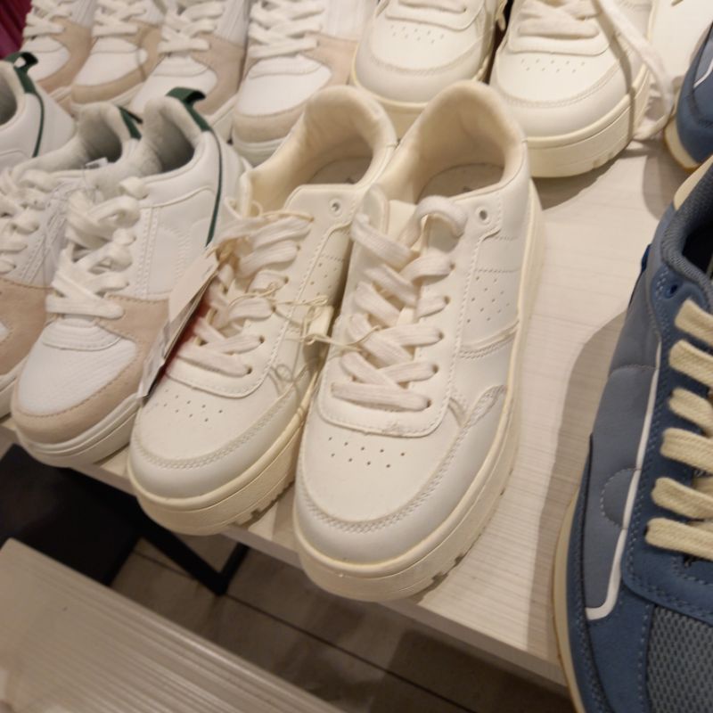 ZARA ORIGINAL ASLI SALE 50% Sepatu Kets Sneakers
