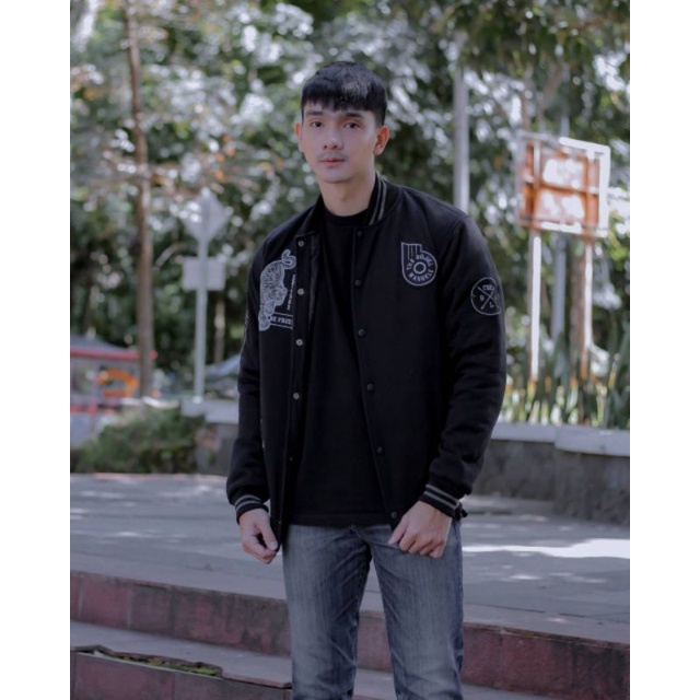 Jaket Bomber Pria TheBojiel Terbaru Premium / Jaket Bomber Pria Terlaris  / Jaket Bomber Pria Terbaru