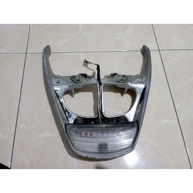 BEHEL JOK BELAKANG SUJUKI SHOGUN 125 KUMPLIT LAMPU SENJA ORIGINAL