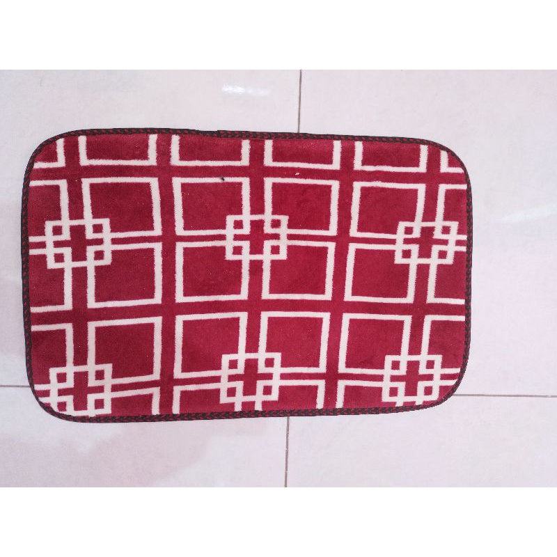 

KESET KAMAR MANDI DAPUR ANTI SLIP
