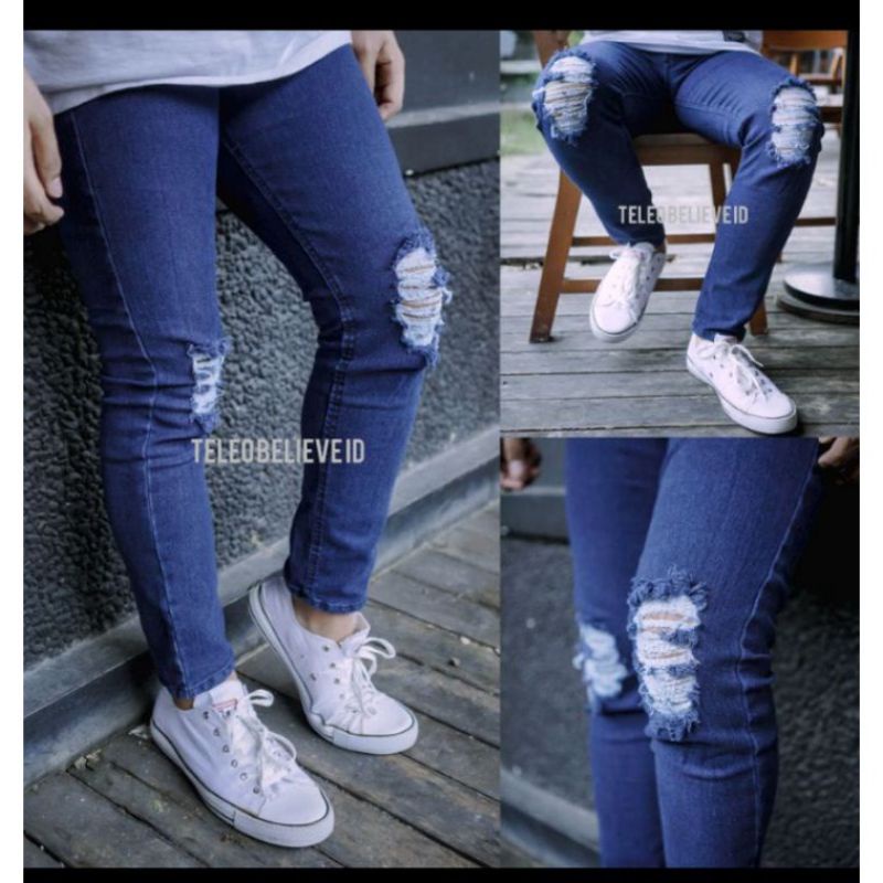 Celana Jeans sobek lutut. jeans sobek rippeds