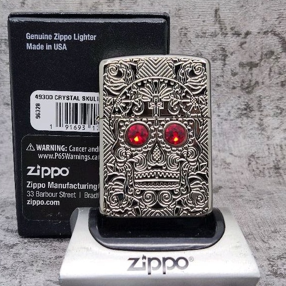 Zippo 49300 Armor Crystal Skull Original