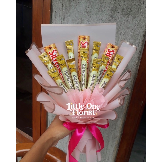

Bouquet Silverqueen / Bouqet Silverqueen / Bucket Silverqueen / Buket Silverqueen / Buqet Silverqueen