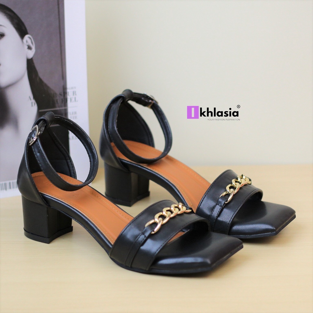 Sandal Heels Wanita Uta Rantai 5cm HT26