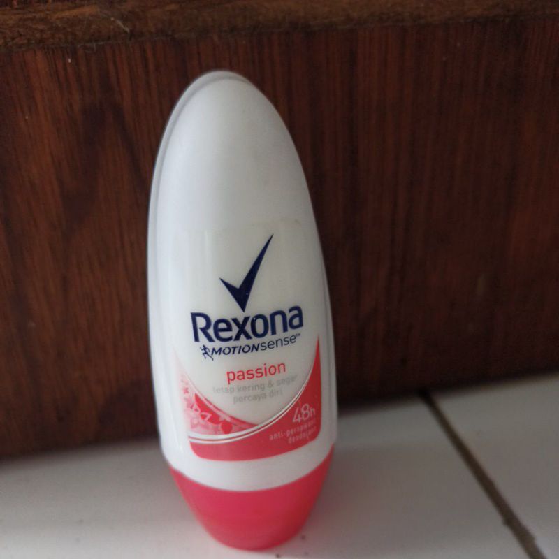 REXONA Deodorant Roll On murah meriah