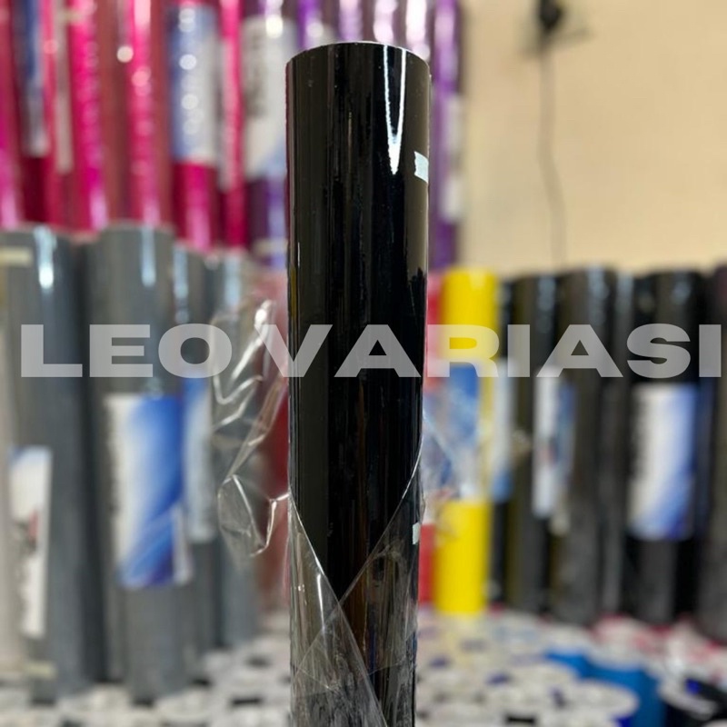skotlet hitam glossy