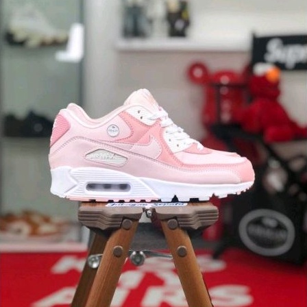 Nike Air Max 90 &quot;Barely Rose/Pink Oxford&quot;