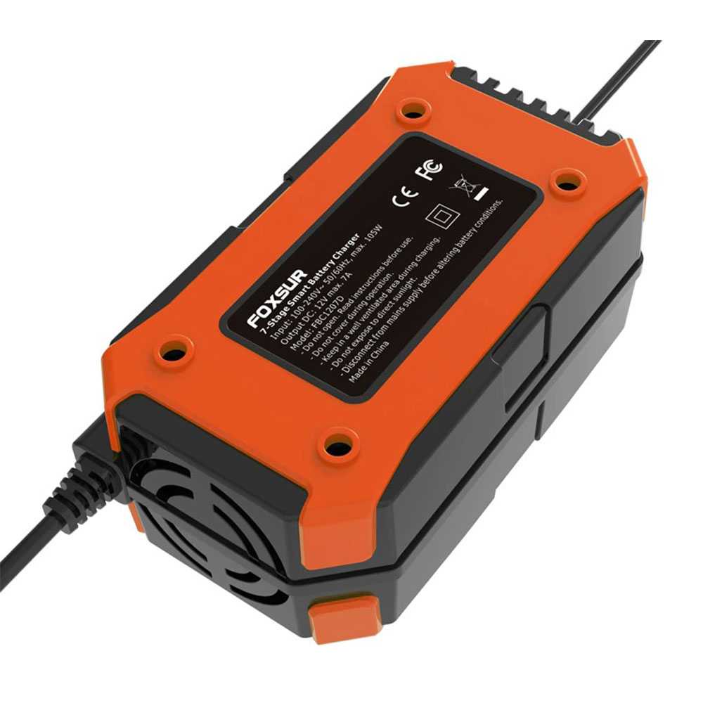 Foxsur Charger Aki Mobil Motor 105 W 12 V 7 A 120 Ah with LCD - FBC1207 casan aki accu cas Voltase Input: AC 100-240 V, 50-60 HZ