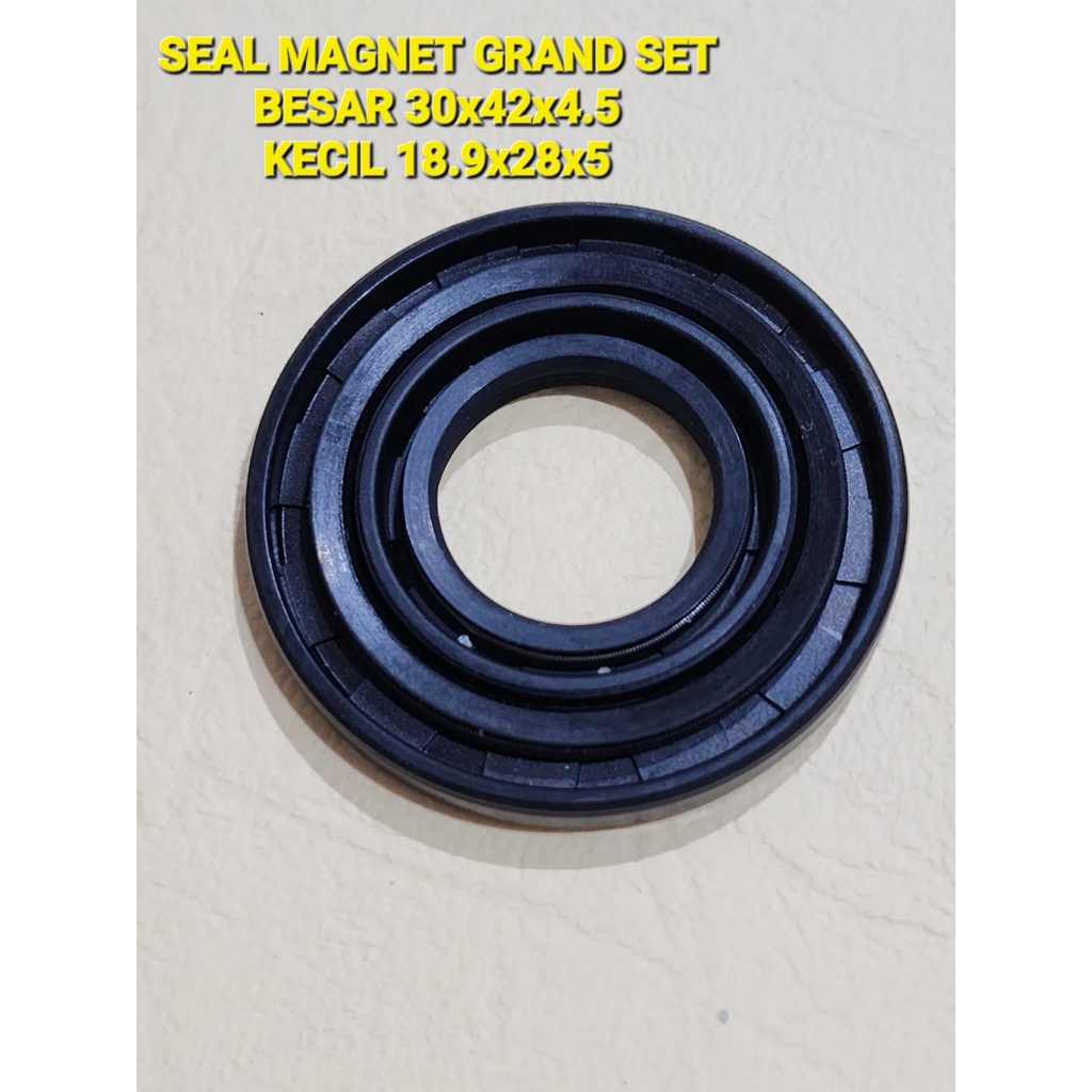 SEAL MAGNET GRAND SUPRA WIN BESAR KECIL 1 SET SEAL STATER DALAM 1SET 30x42x4,5 DAN 18.9X28X5