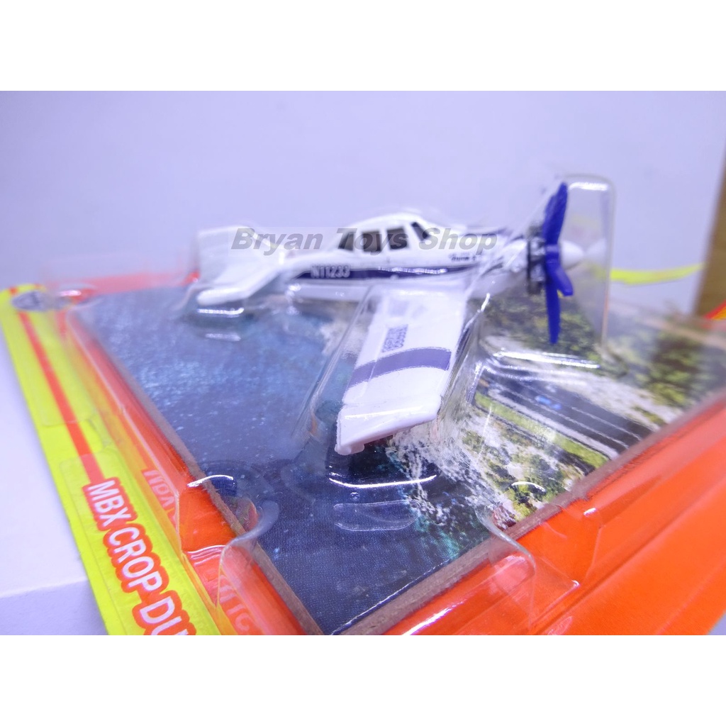 Matchbox Sky Busters MBX Crop Duster Putih Pesawat