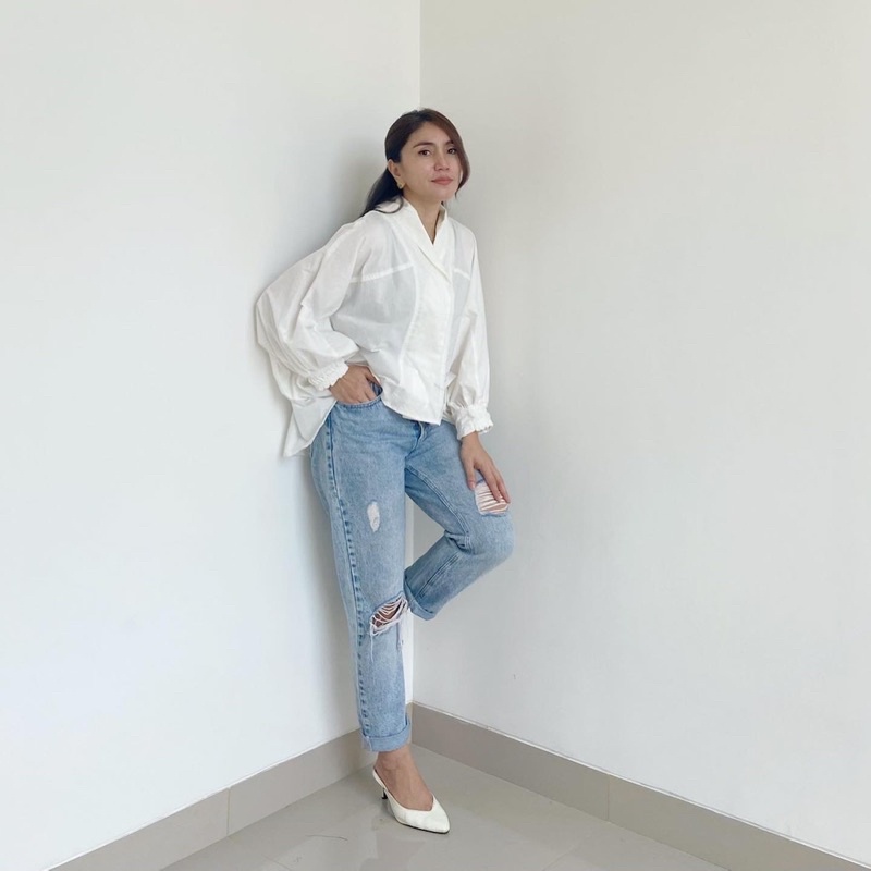 NOBBY SHIRT | Kemeja basic polos katun batwing