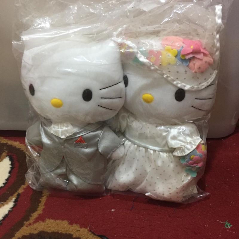 mcd mc donald hello kitty wedding casual atau costume