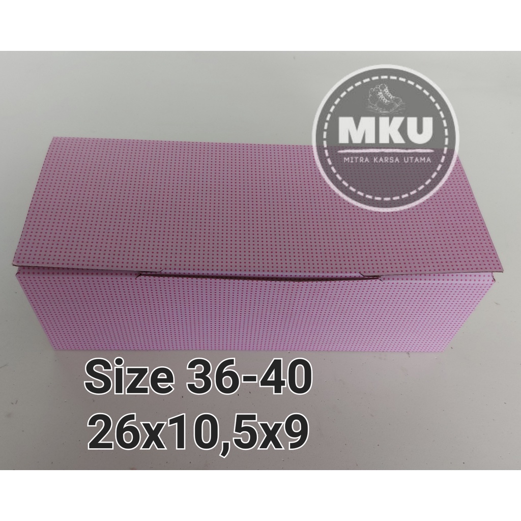 

Kardus Box Dus Sepatu 26x10,5x8,5 Pink Bintik