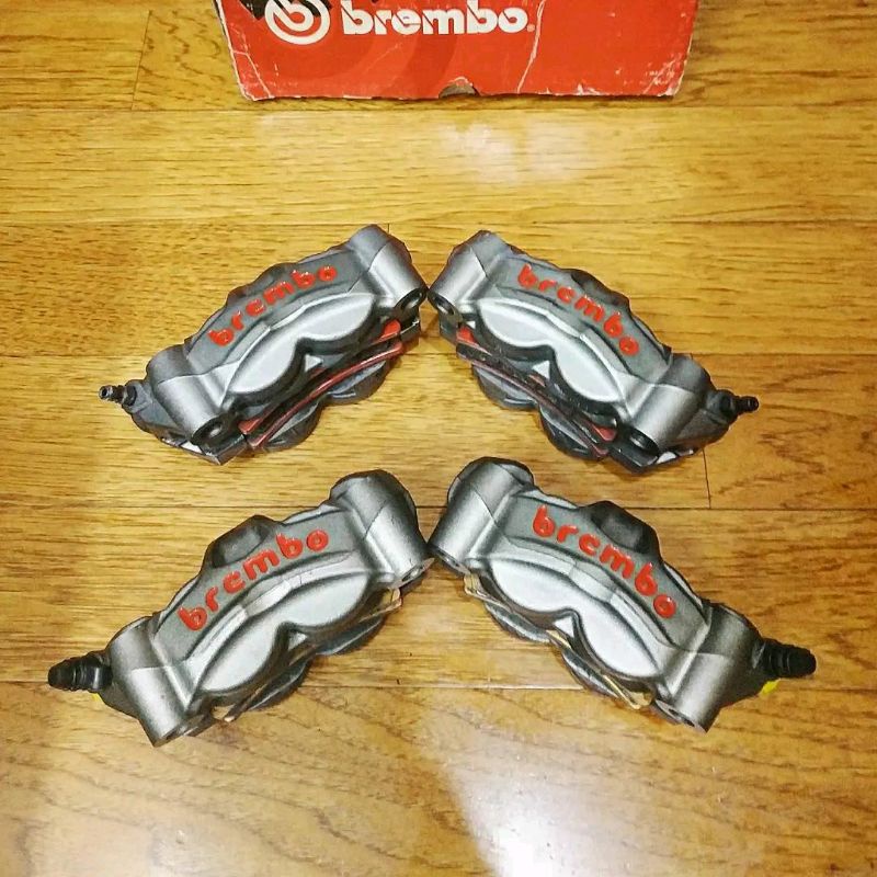 Limbah Moge Kaliper Brembo M50 monoblock pitch 100mm Ducati, Aprilia, Triumph, Mv Agusta, Bmw