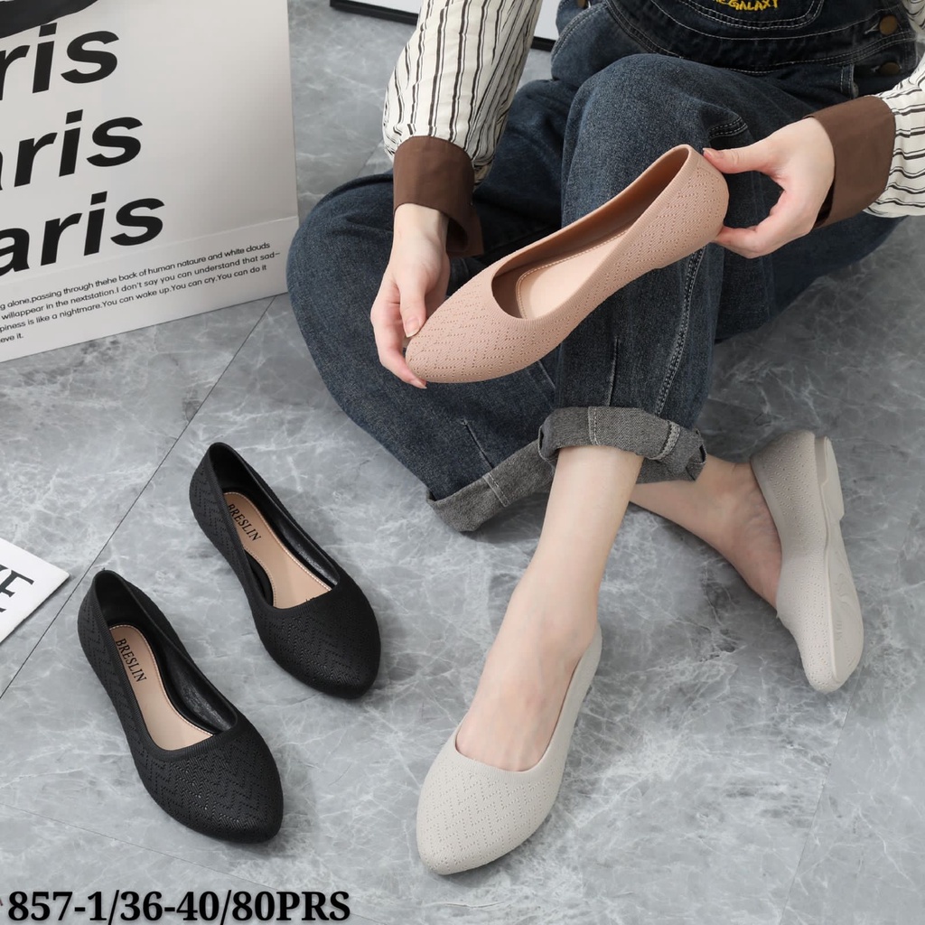 SEPATU WANITA JELLY FLAT 857