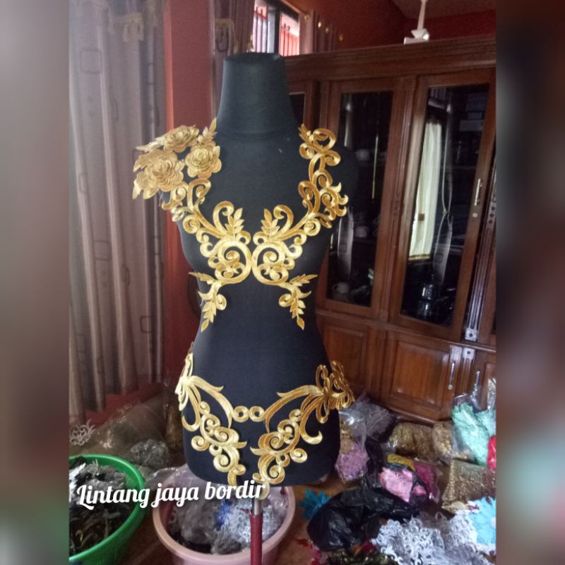 bordir kebaya bunga