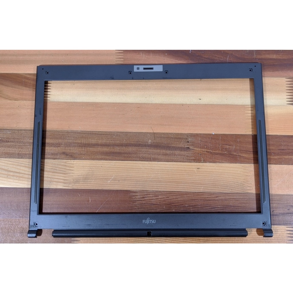 Casing Frame LCD Bazel Depan Laptop Fujitsu S6420 S6421 S6410