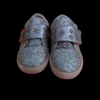 Pre-Loved Avenue Kids Mandy Sneaker Pink Size 30