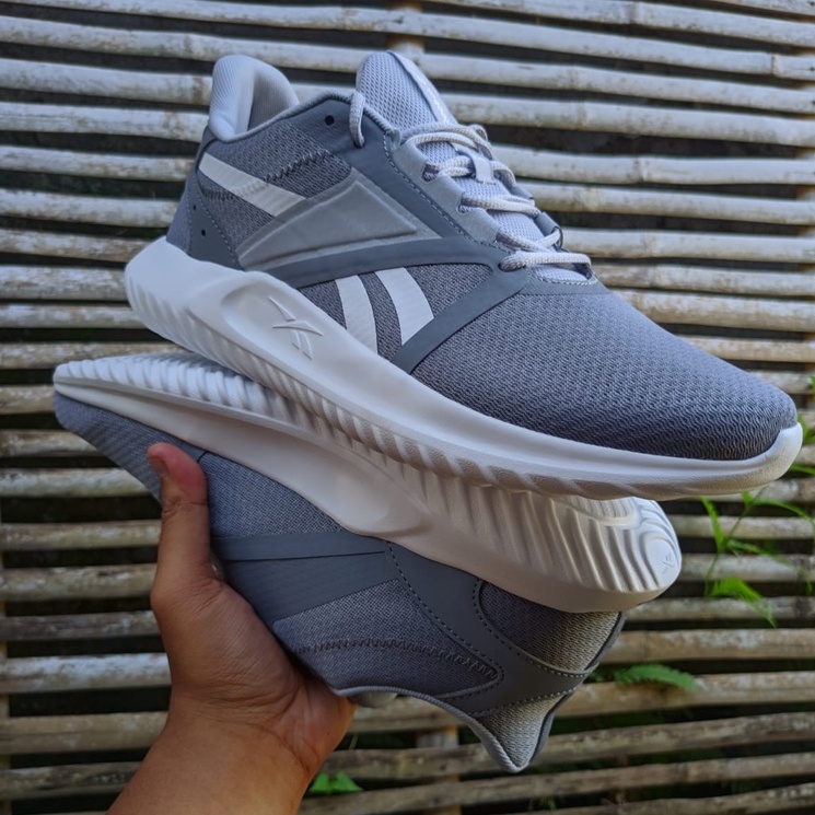 Sepatu sport Reebok Energylux 3 GY7756 size 43 (28cm)