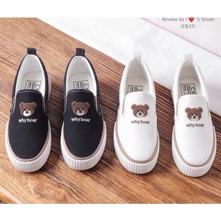 SEPATU SNEAKERS KEKINIAN SLIPON  TREND BEAR 12.12