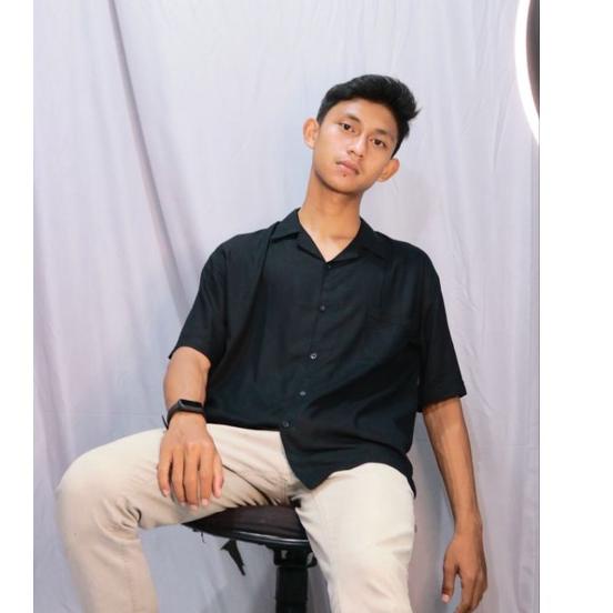 Stok Terbaru Kemeja Pria Lengan Pendek Kemeja Polos Cowok Ala Korea Short Shirt Pantai Terbaru Hem P