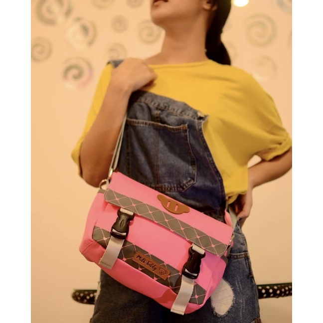 Milk Teddy Chatelain Grace Slingbag Pink (Ready)