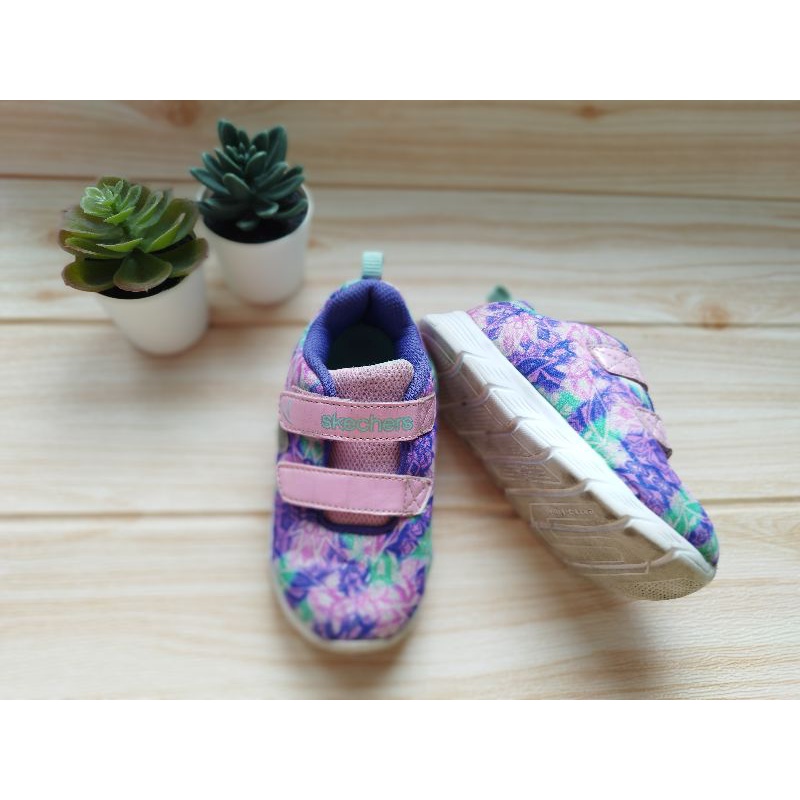 Sepatu Sneaker Skechers original anak perempuan 2-4th prelove