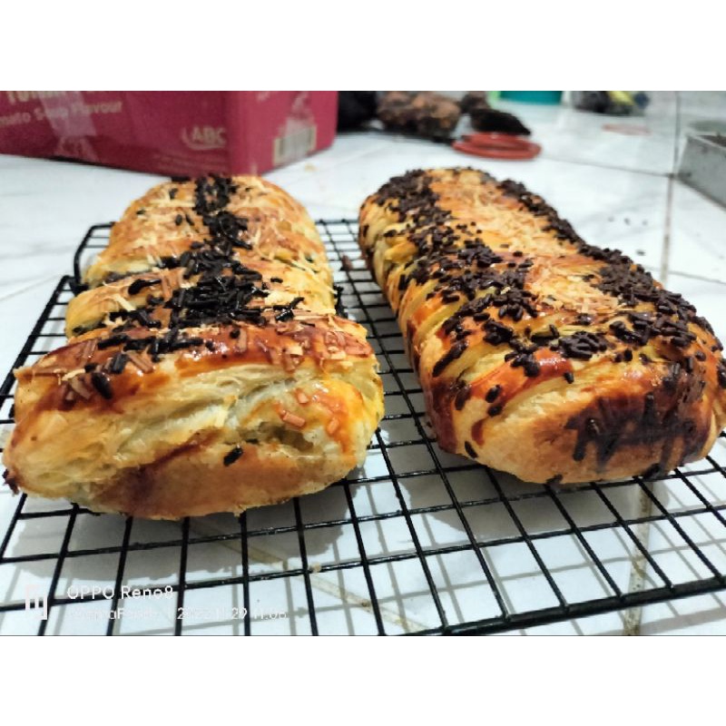 

*ZAMA* Banana Strudel | Pastry isi Pisang Coklat Keju