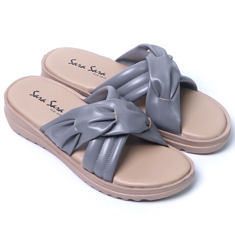 SARASARA YUK - Sandal Wanita Wedges SARA SARA HALLE Sendal Cewek Platform Wegdes Hak Tinggi 4cm Model Silang 2 Size 35 36 37 38 39 40 Pergi Jalan Santai Rumah Slop Warna Grey Abu Selop Premium Kekinian Terbaru Shoes ORI Mall Official Store